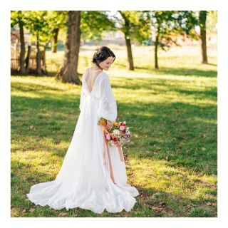 Záda ❤️ #saty #svatebnisaty #svatba #nevesta #zada #dress #weddingdress #namiru #ceskavyroba