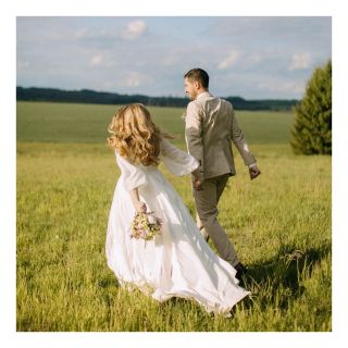 Další z mých rozevlátých vílích nevěst 🥰 📸 @milda2221 🔥 🏡 @u_slepicku #nevesta #saty #svatebnisaty #namiru #svatba #siti...